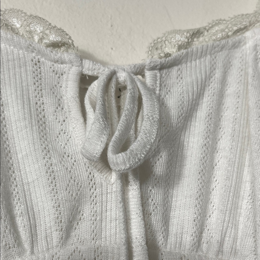 Mine White Lace Strap Tank Top - Picture 6 of 7